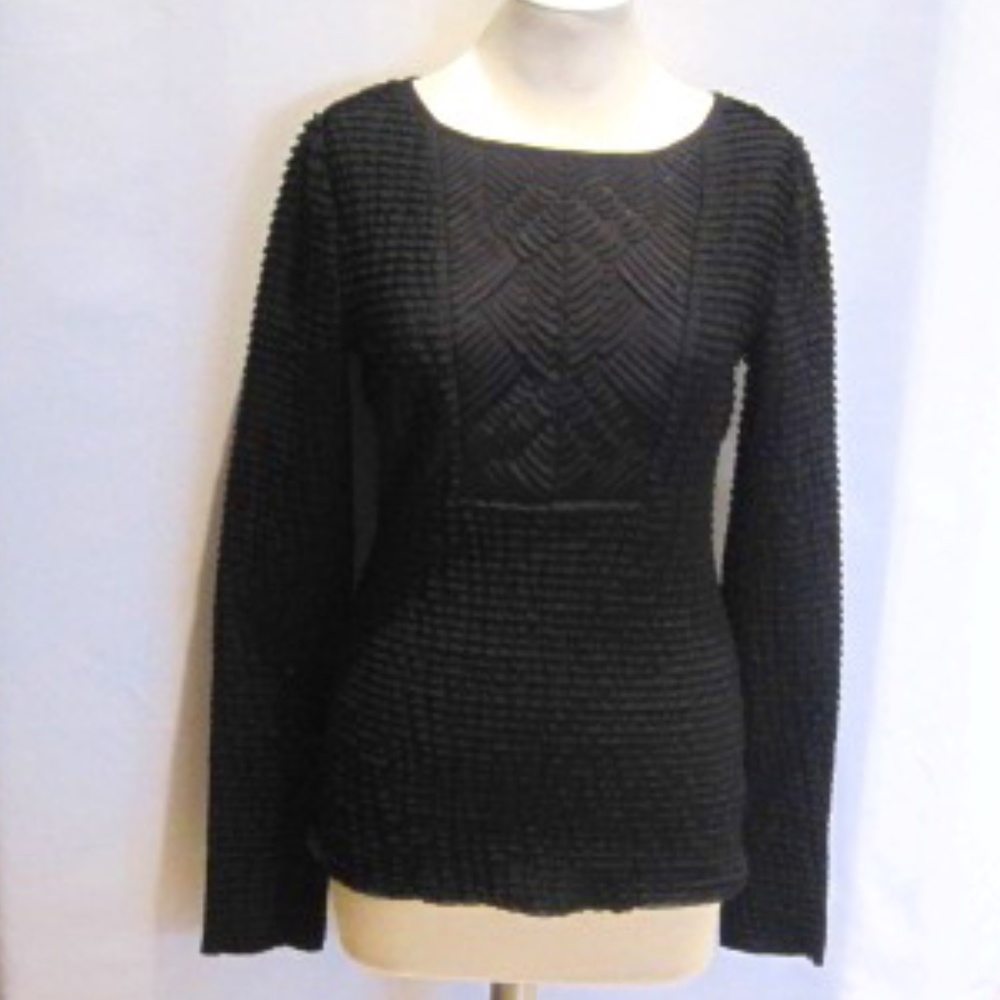 BCBGMaxAzria Black Textured Knit Top
